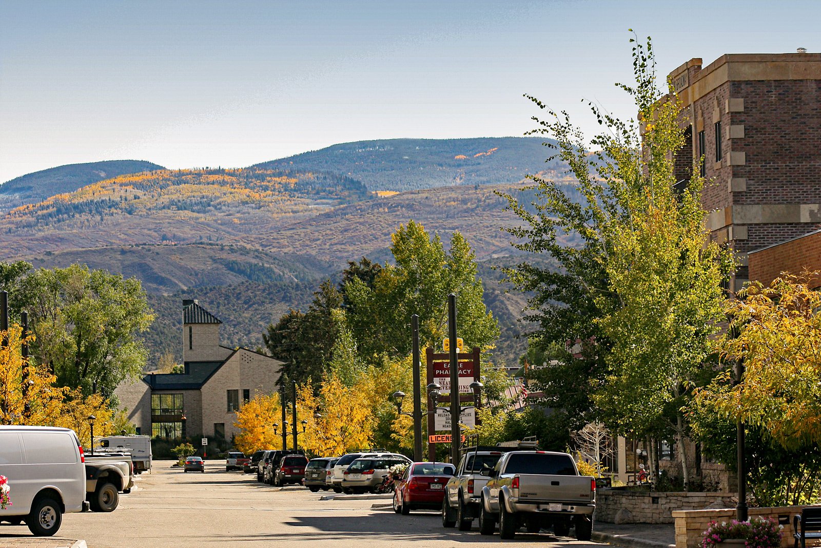 broadway-facing-south